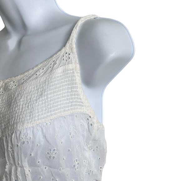Johnny Was‎ white eyelet embroidered spaghetti strap blouse size XS - Picture 9 of 9